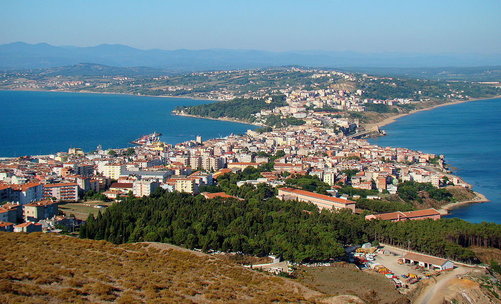 1024px-Sinop_Overview_2009