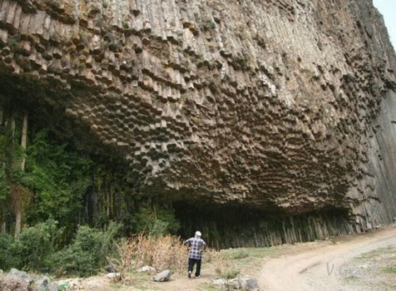 Garni gorge